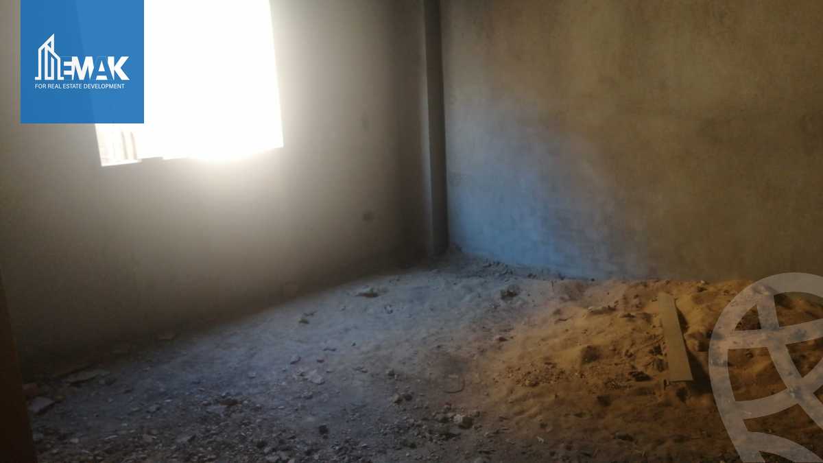 https://aqarmap.com.eg/en/listing/4176533-for-sale-cairo-obour-fifth-neighborhood-abd-el-aziz-ismael-st