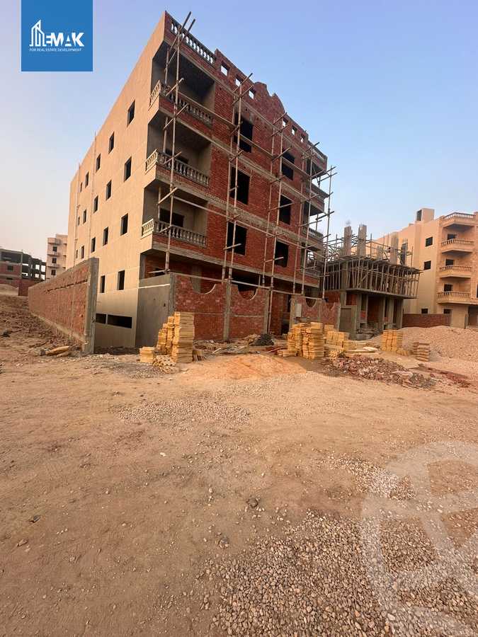 https://aqarmap.com.eg/ar/listing/4659933-for-sale-cairo-al-oubour-l-bwr-ljdyd-byt-lwtn