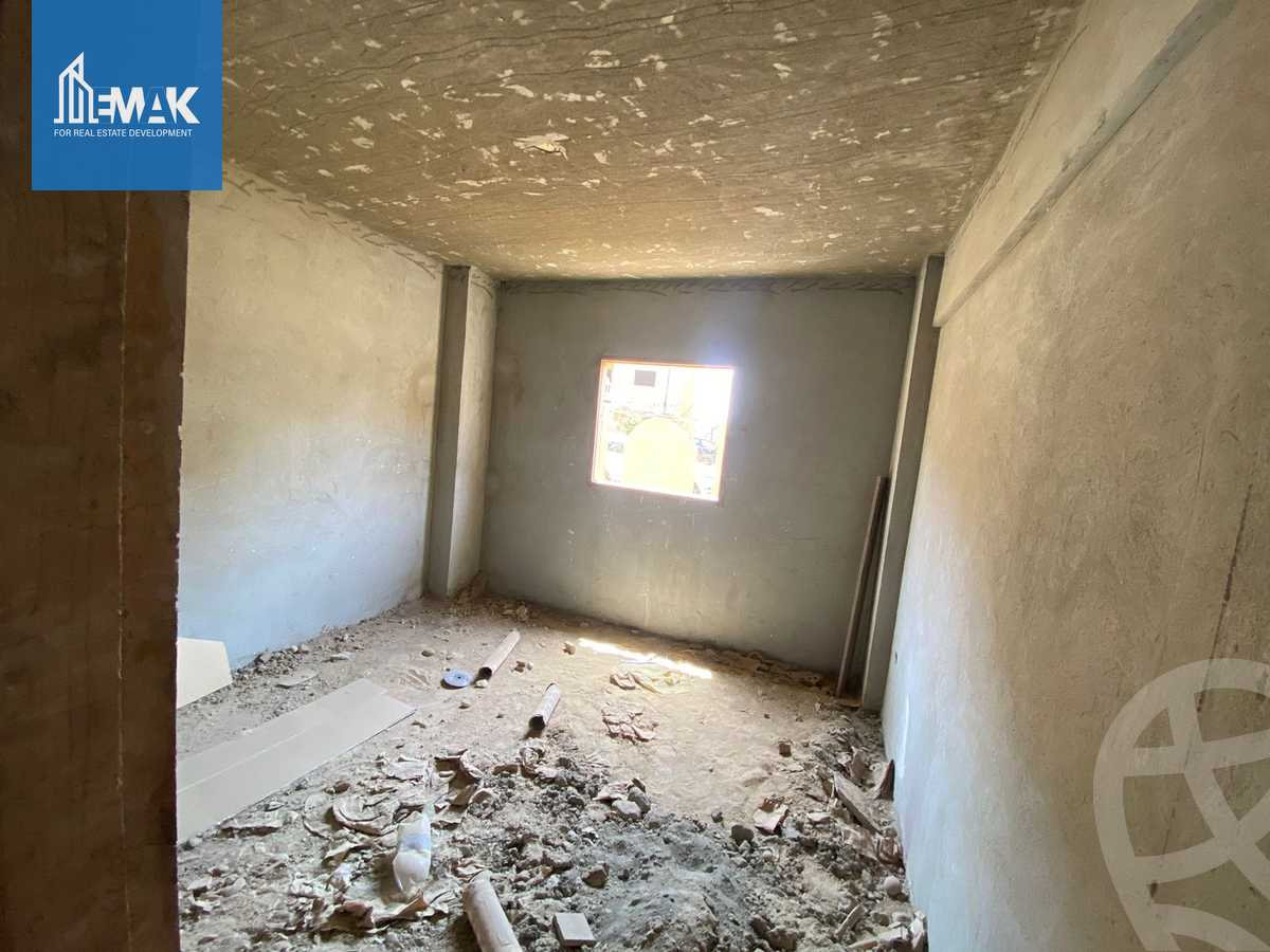 https://aqarmap.com.eg/en/listing/6084071-for-sale-cairo-al-oubour-el-hay-el-khames-ali-hassan-shaaban-st