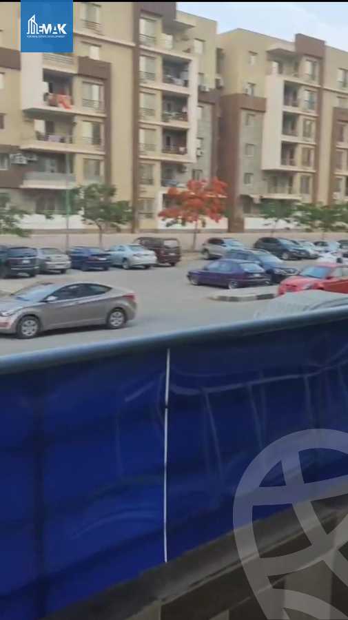 https://aqarmap.com.eg/ar/listing/6120781-for-sale-cairo-al-oubour-compounds-dar-misr