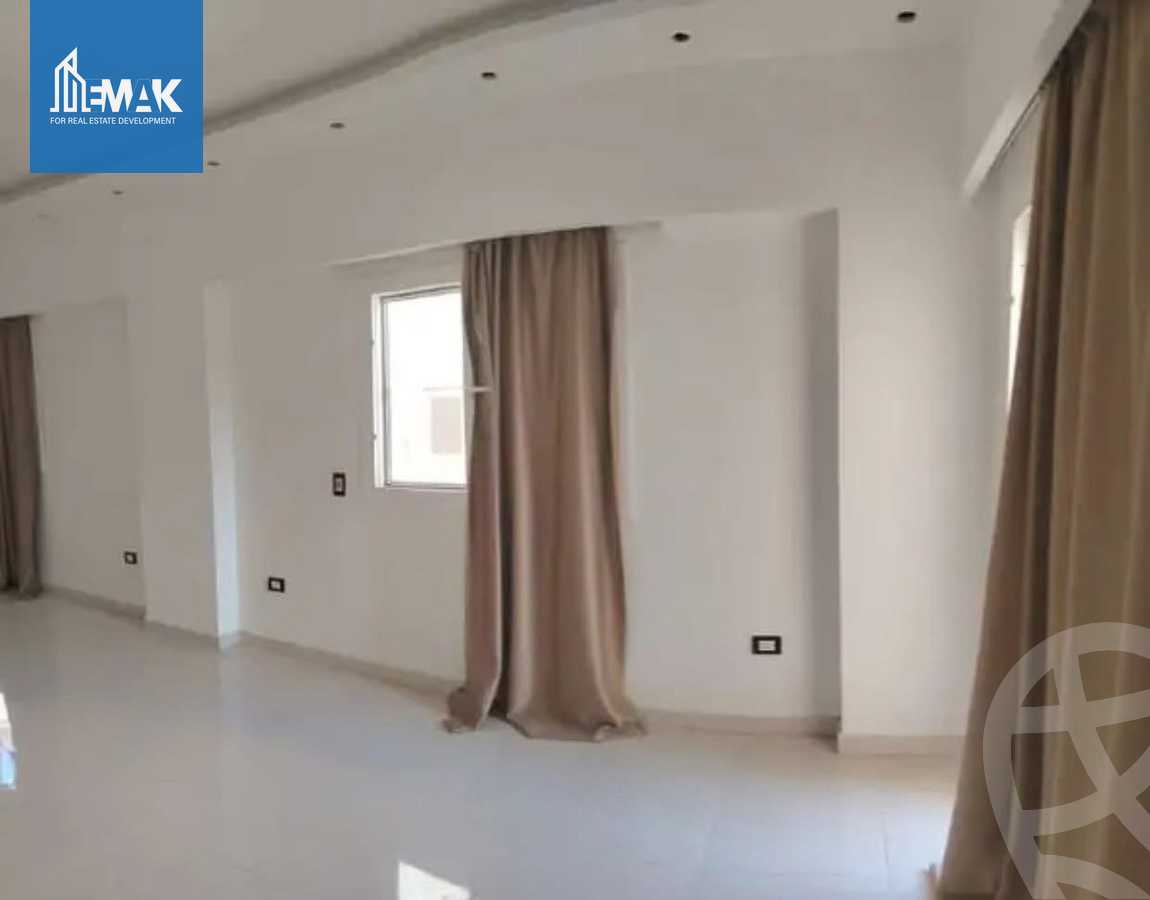 https://aqarmap.com.eg/en/listing/6092274-for-sale-cairo-al-oubour-el-hay-el-taseaa-el-thaqafa-st
