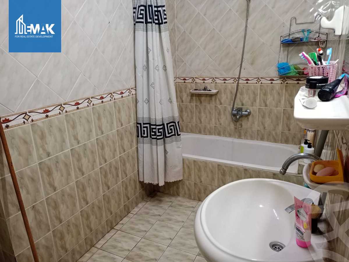 https://aqarmap.com.eg/en/listing/6374333-for-sale-cairo-al-oubour-el-hay-el-awal-salman-el-faresi-st