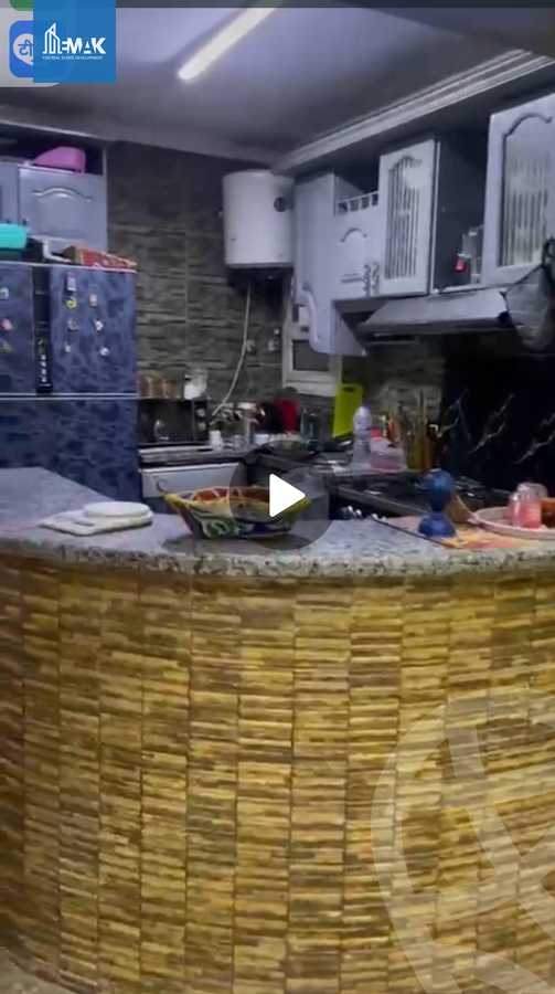 https://aqarmap.com.eg/en/listing/6382000-for-sale-cairo-al-oubour-el-hay-el-taseaa-mohamed-el-tabeay-st