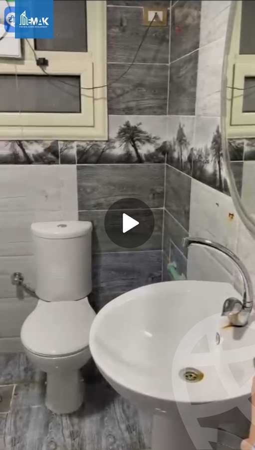 https://aqarmap.com.eg/en/listing/6382000-for-sale-cairo-al-oubour-el-hay-el-taseaa-mohamed-el-tabeay-st