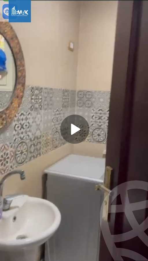 https://aqarmap.com.eg/en/listing/6382000-for-sale-cairo-al-oubour-el-hay-el-taseaa-mohamed-el-tabeay-st