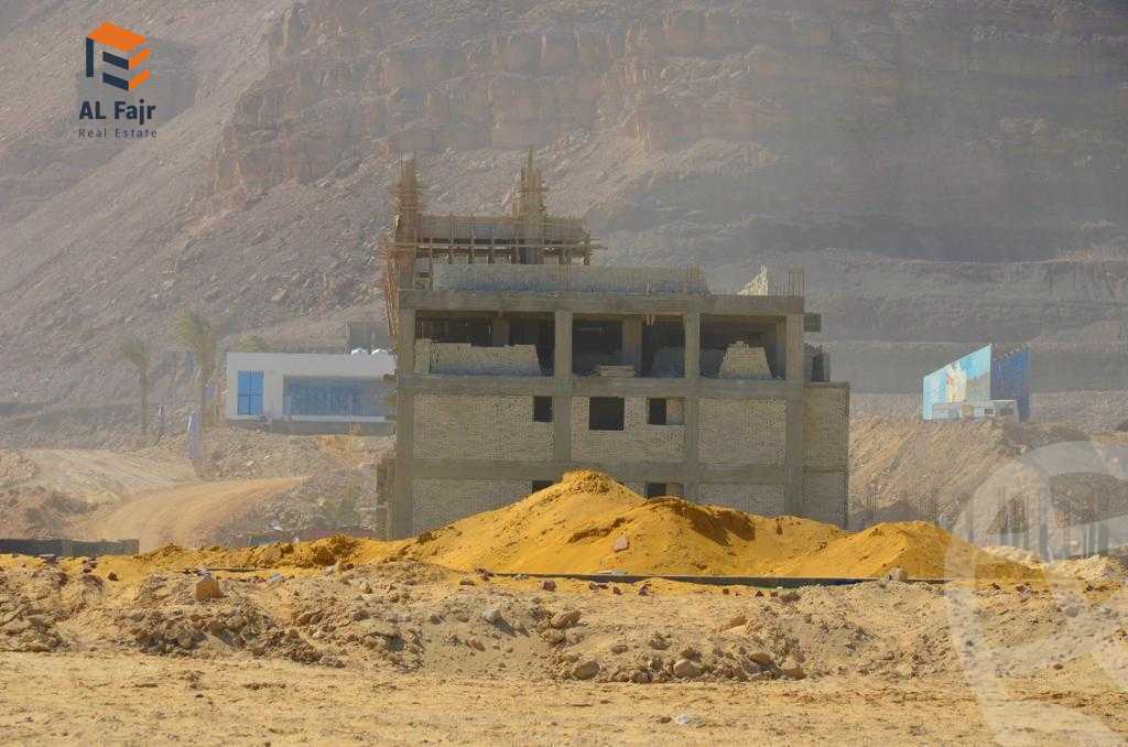https://aqarmap.com.eg/ar/listing/3640143-for-sale-ain-elsokhna-resorts-mjysty-by-ljll-lsyryn-jrwb