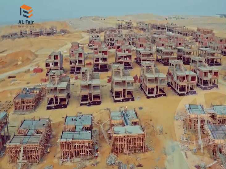 https://aqarmap.com.eg/en/listing/5549871-for-sale-cairo-new-cairo-compounds-blm-hylz-nyw-kyrw