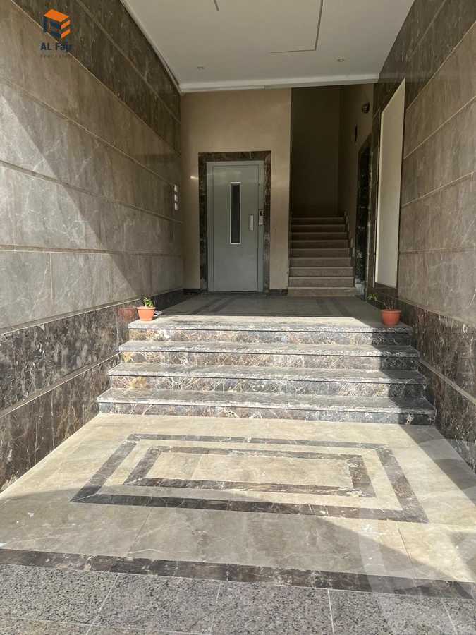 https://aqarmap.com.eg/en/listing/6331647-for-sale-cairo-new-cairo-ganob-el-akadamiya-south-academy-z
