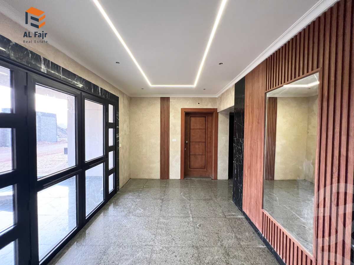 https://aqarmap.com.eg/en/listing/6362772-for-sale-cairo-new-administrative-capital-r8-rmtn