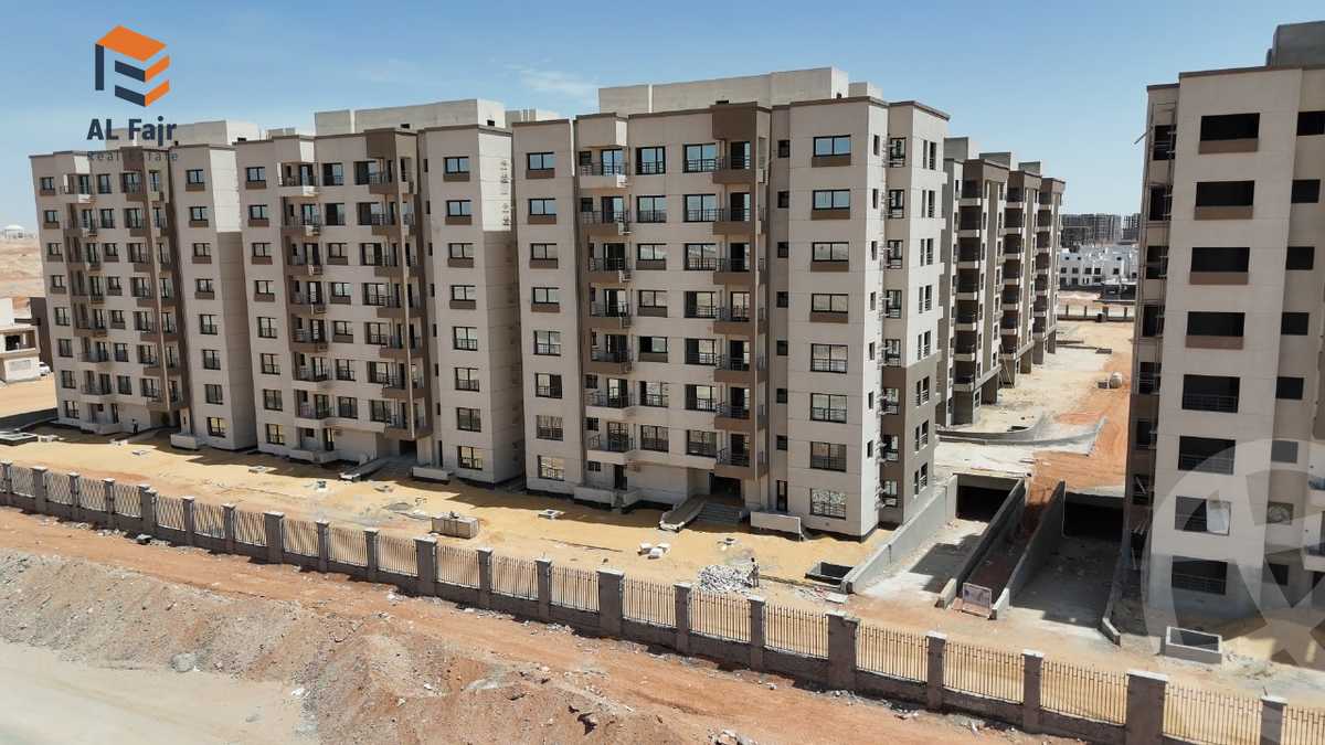 https://aqarmap.com.eg/ar/listing/6369688-for-sale-cairo-new-administrative-capital-r8-rmtn