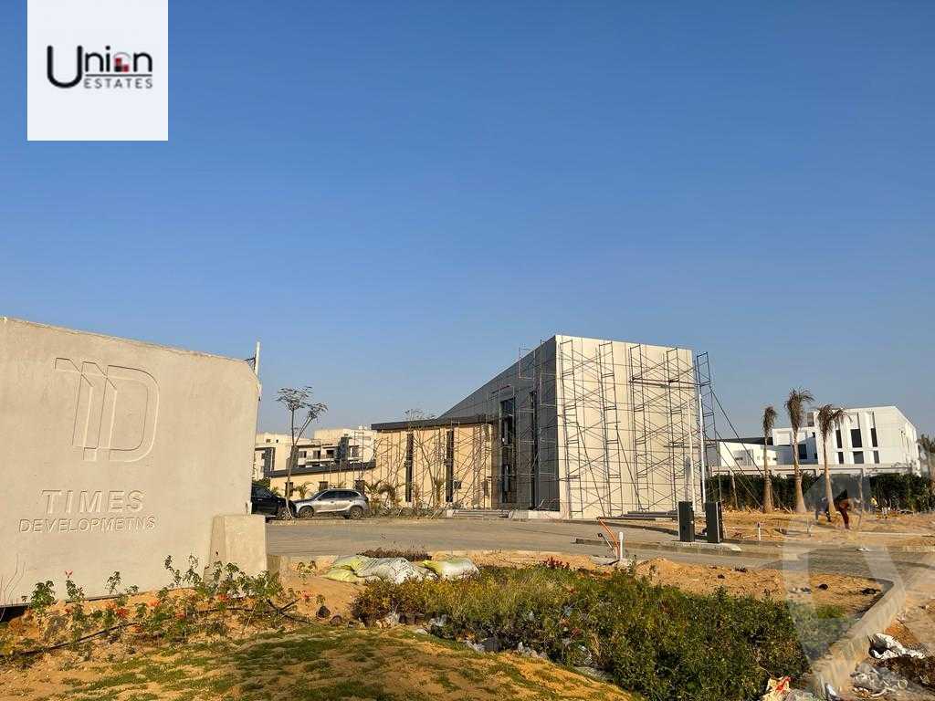 https://aqarmap.com.eg/ar/listing/3834402-for-sale-cairo-new-cairo-compounds-str-ryzydns-tymz