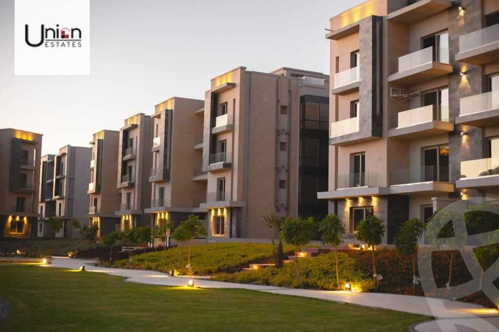 https://aqarmap.com.eg/ar/listing/3851601-for-sale-cairo-new-cairo-compounds-moon-valley