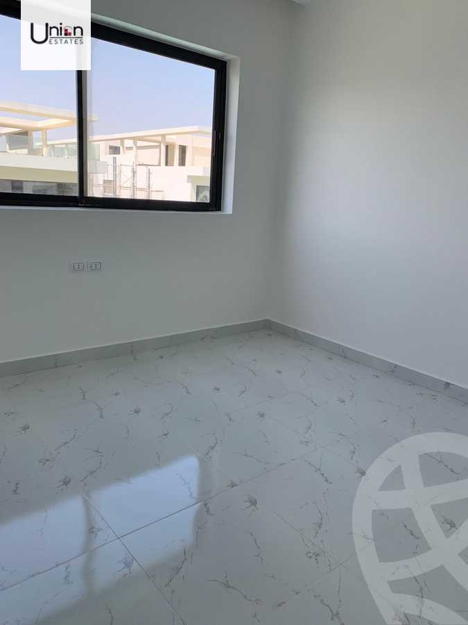 https://aqarmap.com.eg/en/listing/4052242-for-sale-cairo-new-cairo-compounds-lakeview-residence