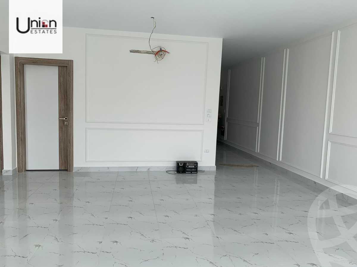 https://aqarmap.com.eg/en/listing/4052242-for-sale-cairo-new-cairo-compounds-lakeview-residence