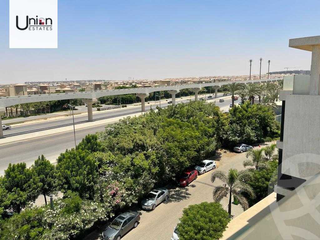 https://aqarmap.com.eg/ar/listing/4106974-for-sale-cairo-new-cairo-compounds-lake-view