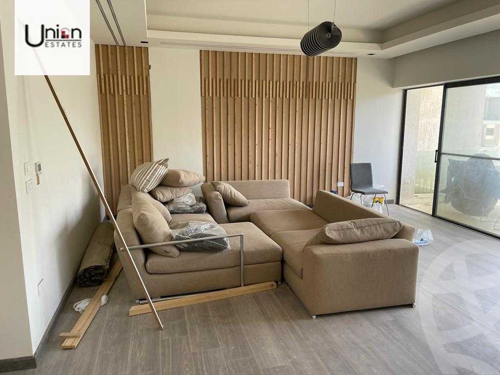 https://aqarmap.com.eg/ar/listing/4106974-for-sale-cairo-new-cairo-compounds-lake-view