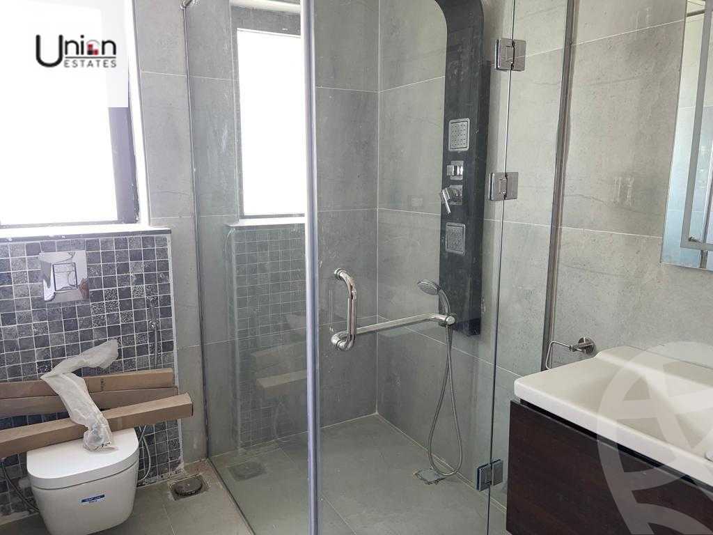 https://aqarmap.com.eg/en/listing/4106992-for-sale-cairo-new-cairo-compounds-lake-view