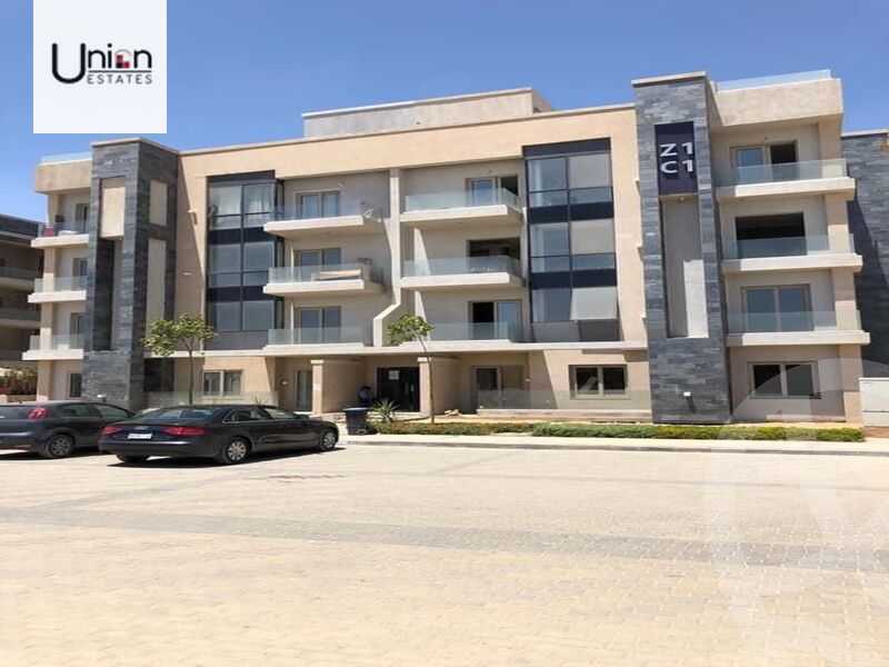 https://aqarmap.com.eg/en/listing/4213316-for-sale-cairo-new-cairo-compounds-moon-valley