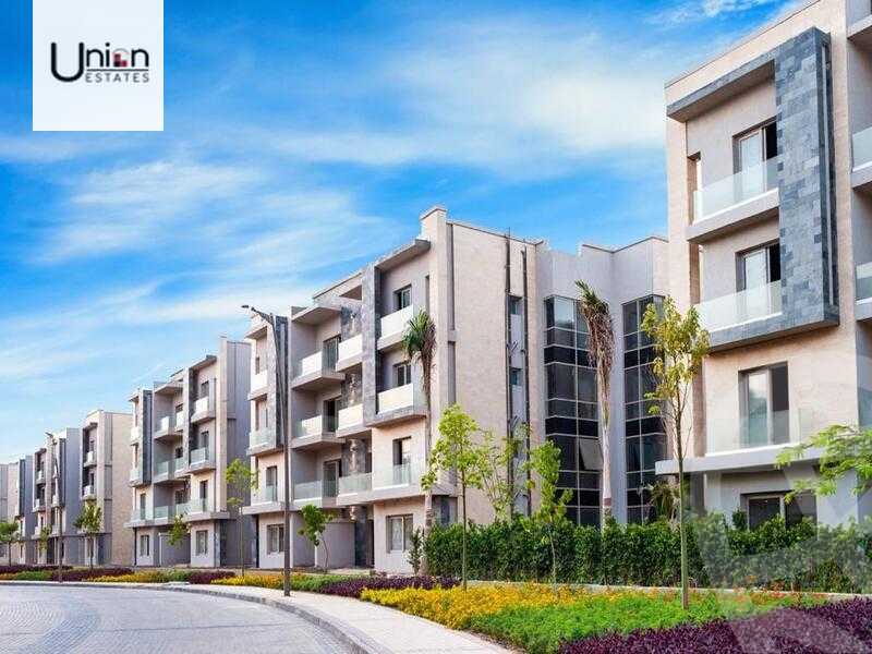 https://aqarmap.com.eg/en/listing/4213316-for-sale-cairo-new-cairo-compounds-moon-valley