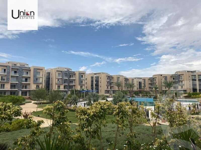 https://aqarmap.com.eg/en/listing/4213316-for-sale-cairo-new-cairo-compounds-moon-valley