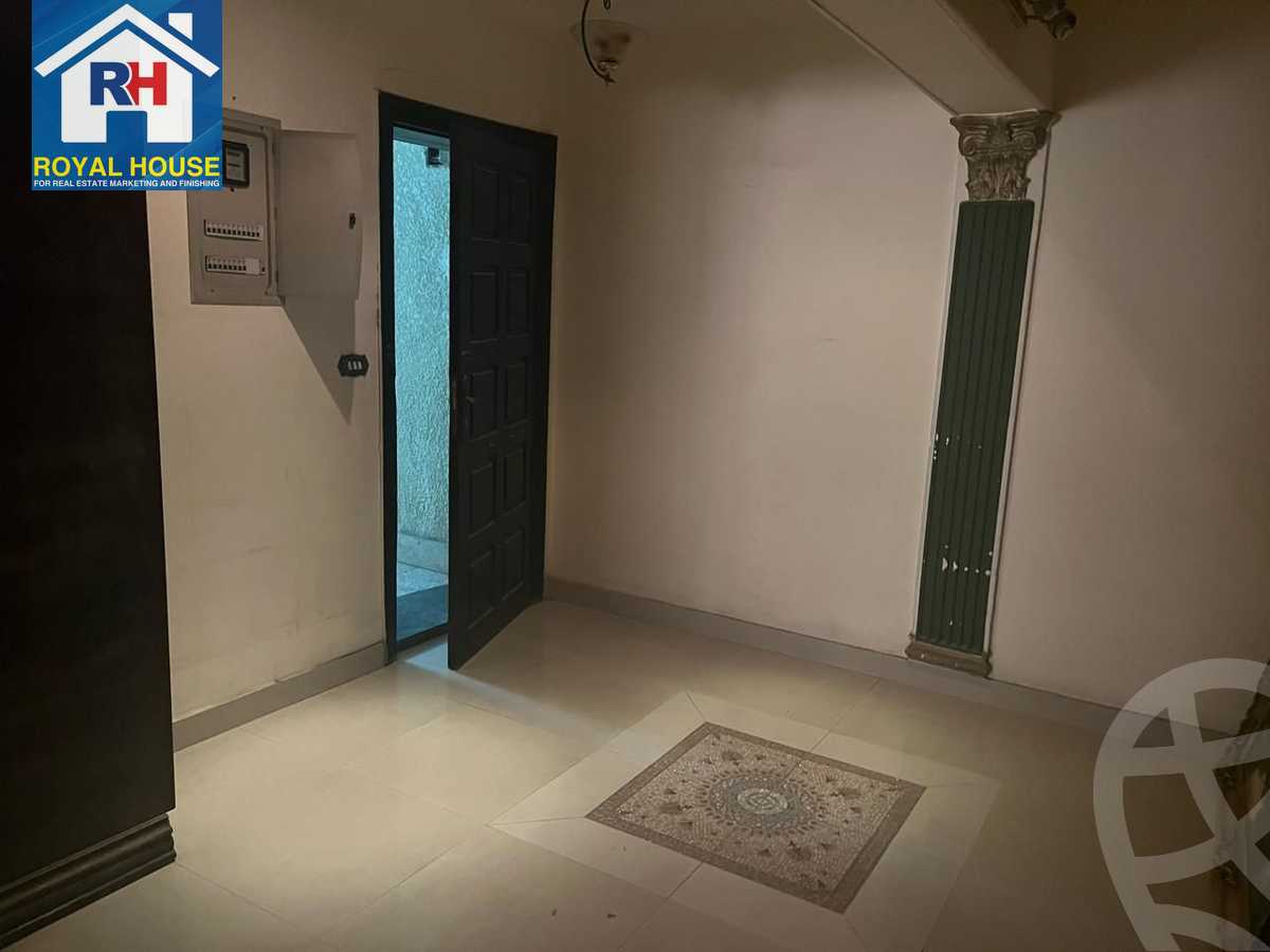 https://aqarmap.com.eg/en/listing/4995729-for-sale-cairo-heliopolis-roxy-square-al-ahram-st