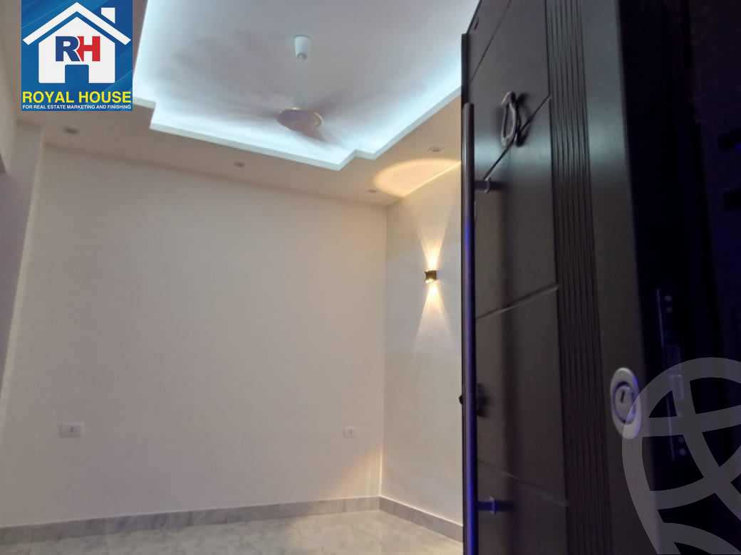 https://aqarmap.com.eg/en/listing/5269935-for-sale-cairo-heliopolis-roxy-square-al-ahram-st
