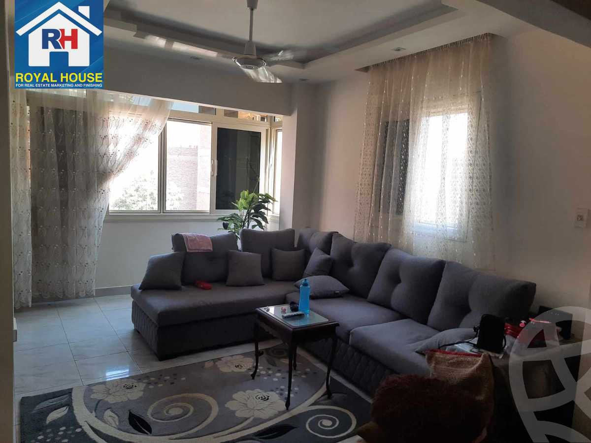 https://aqarmap.com.eg/en/listing/5269935-for-sale-cairo-heliopolis-roxy-square-al-ahram-st