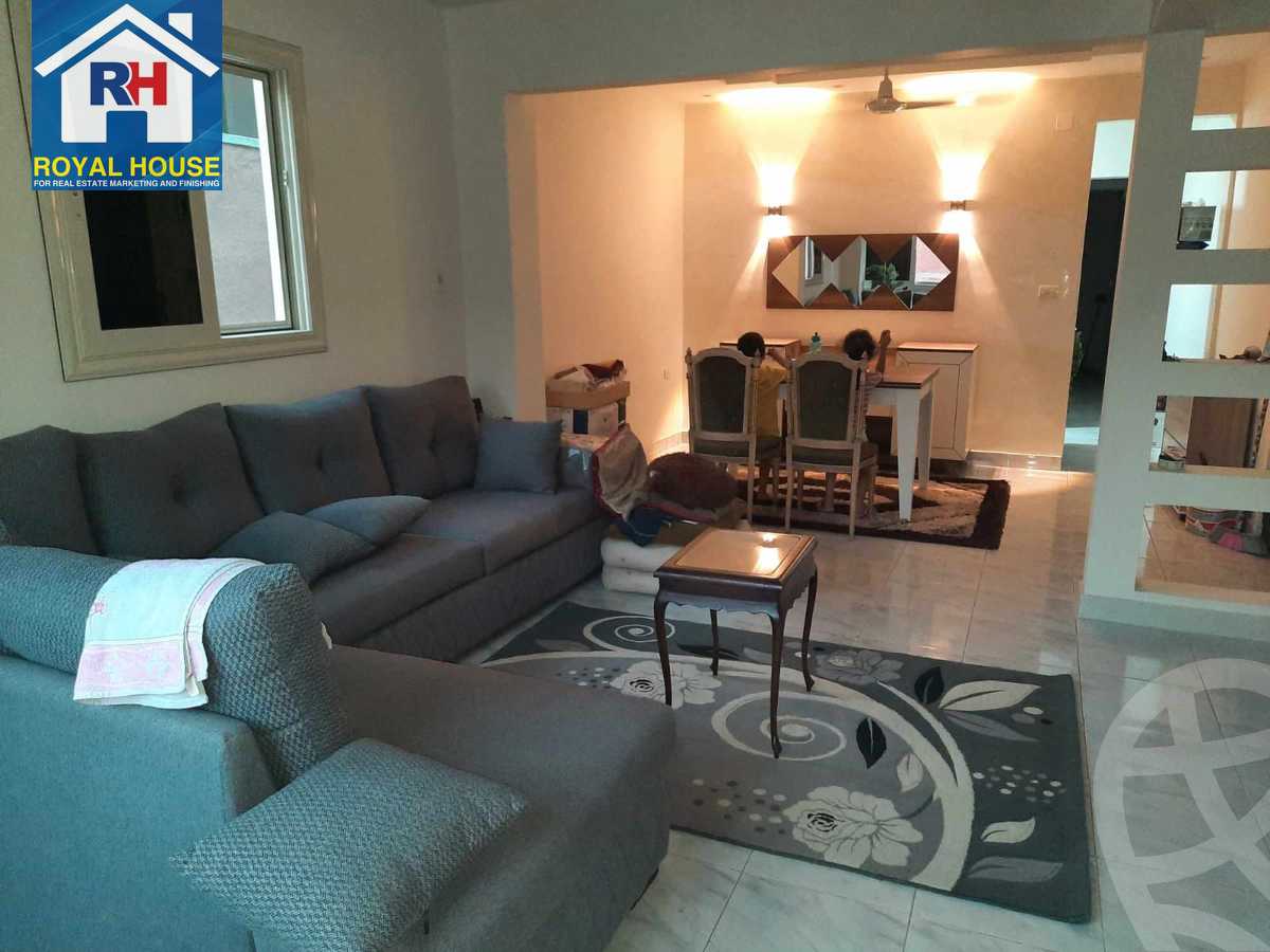 https://aqarmap.com.eg/en/listing/5269935-for-sale-cairo-heliopolis-roxy-square-al-ahram-st