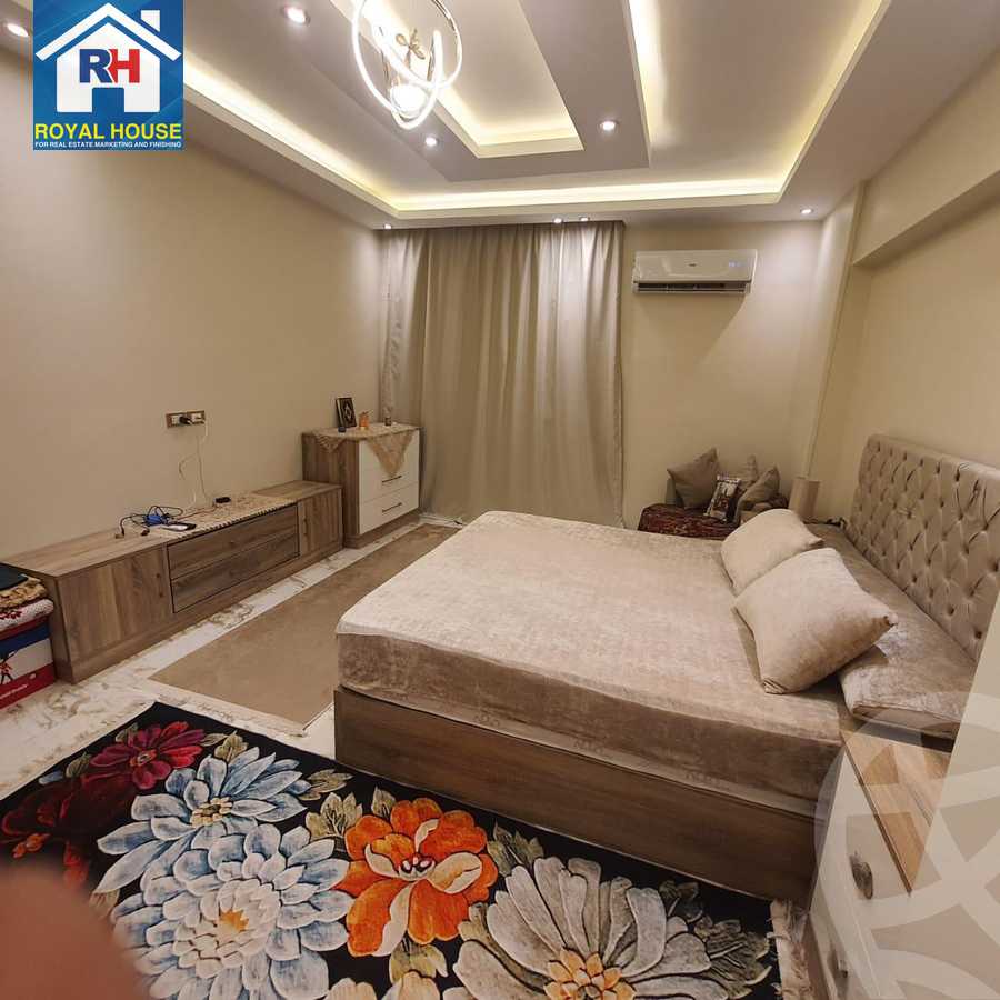 https://aqarmap.com.eg/en/listing/5416219-for-sale-cairo-heliopolis-gesr-elsuez-ibn-sender-square