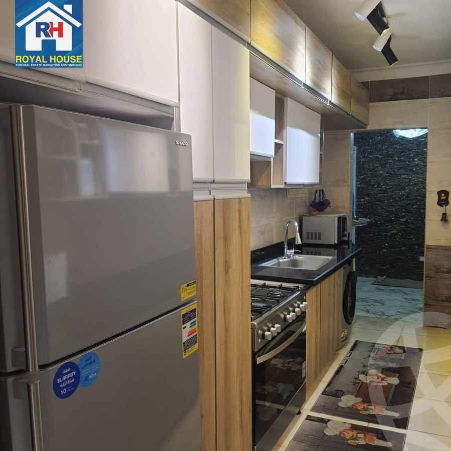 https://aqarmap.com.eg/en/listing/5416219-for-sale-cairo-heliopolis-gesr-elsuez-ibn-sender-square