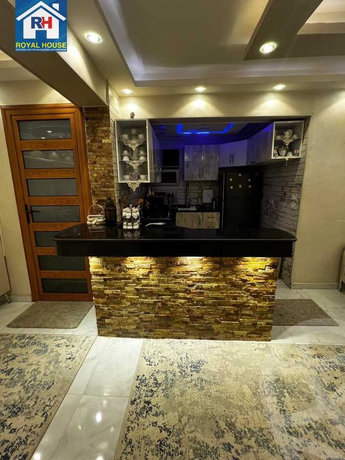 https://aqarmap.com.eg/en/listing/5548743-for-sale-cairo-heliopolis-gesr-elsuez-main-street