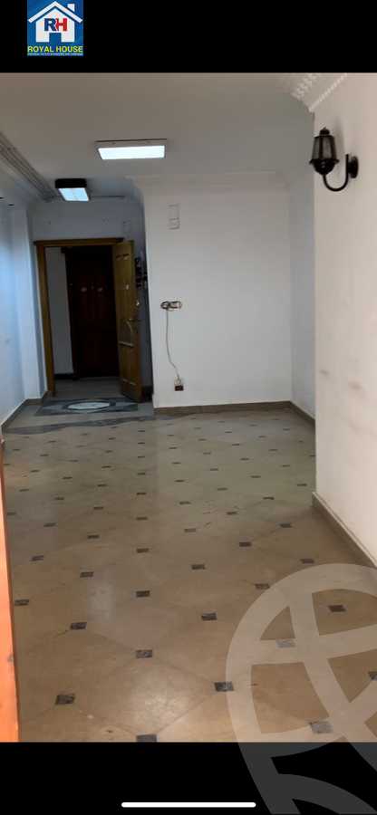 https://aqarmap.com.eg/en/listing/5574274-for-sale-cairo-heliopolis-roxy-square-al-ahram-st