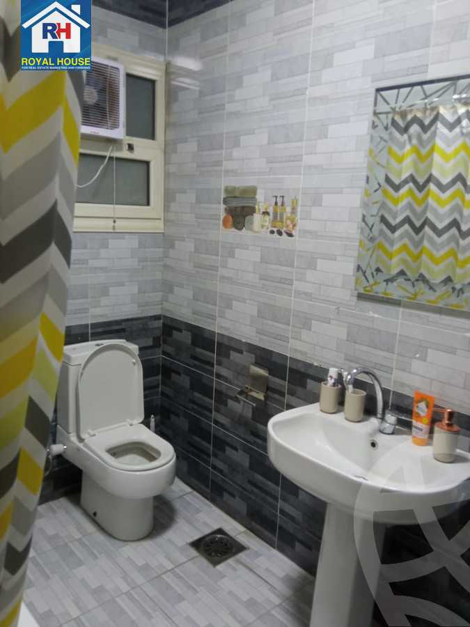 https://aqarmap.com.eg/en/listing/5688152-for-sale-cairo-heliopolis-gesr-elsuez-main-street