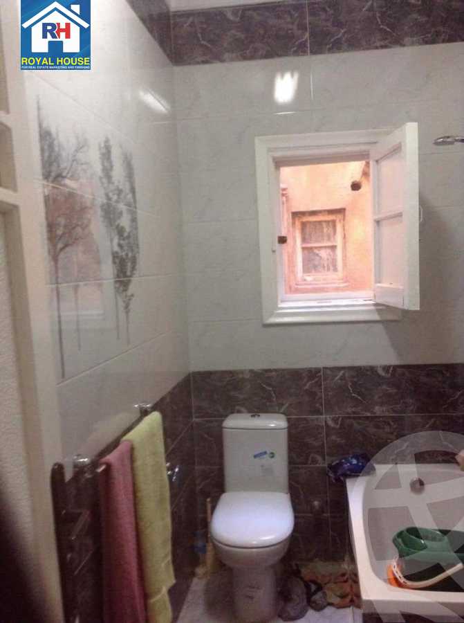 https://aqarmap.com.eg/en/listing/5701132-for-sale-cairo-heliopolis-gesr-elsuez-ibn-sender-square