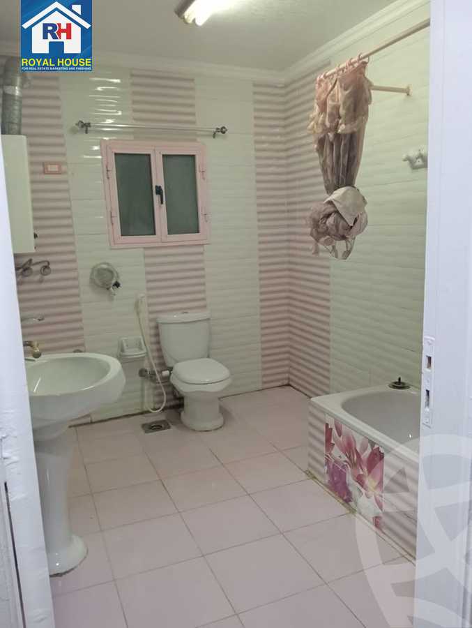 https://aqarmap.com.eg/en/listing/6032796-for-sale-cairo-ain-shams-ahmed-esmat-st