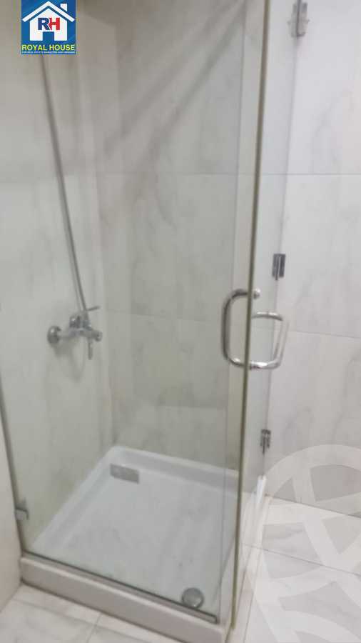 https://aqarmap.com.eg/ar/listing/6327991-for-sale-cairo-heliopolis-roxy-square-al-ahram-st
