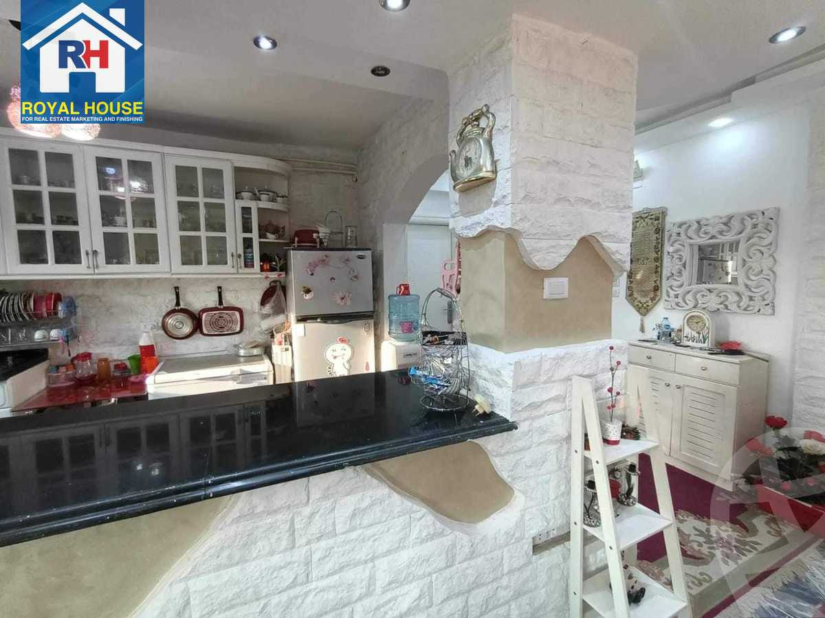 https://aqarmap.com.eg/ar/listing/6335120-for-sale-cairo-heliopolis-ard-el-golf-el-thawra-st