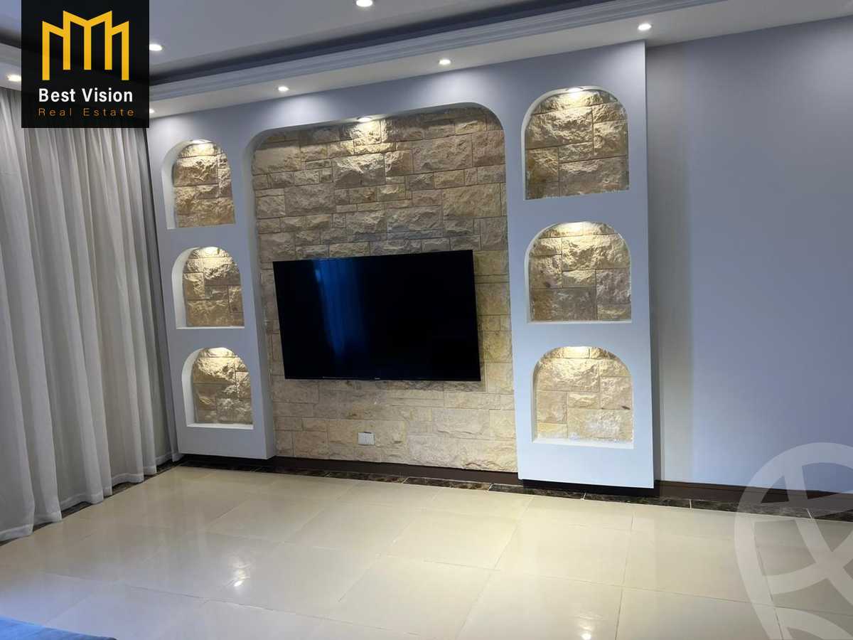 https://aqarmap.com.eg/en/listing/3596994-for-rent-cairo-new-cairo-compounds-bwrtw-nyw-kyrw