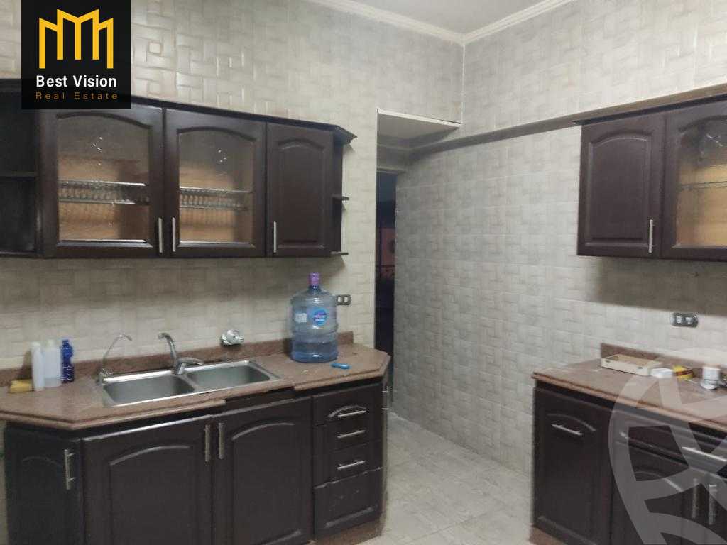 https://aqarmap.com.eg/ar/listing/3638134-for-rent-cairo-new-cairo-compounds-hayati-residence