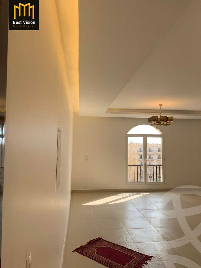 https://aqarmap.com.eg/ar/listing/3656567-for-rent-cairo-new-cairo-compounds-hyde-park