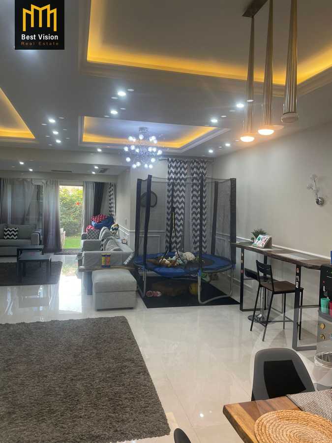https://aqarmap.com.eg/ar/listing/3669394-for-rent-cairo-new-cairo-compounds-mountain-view-hyde-park