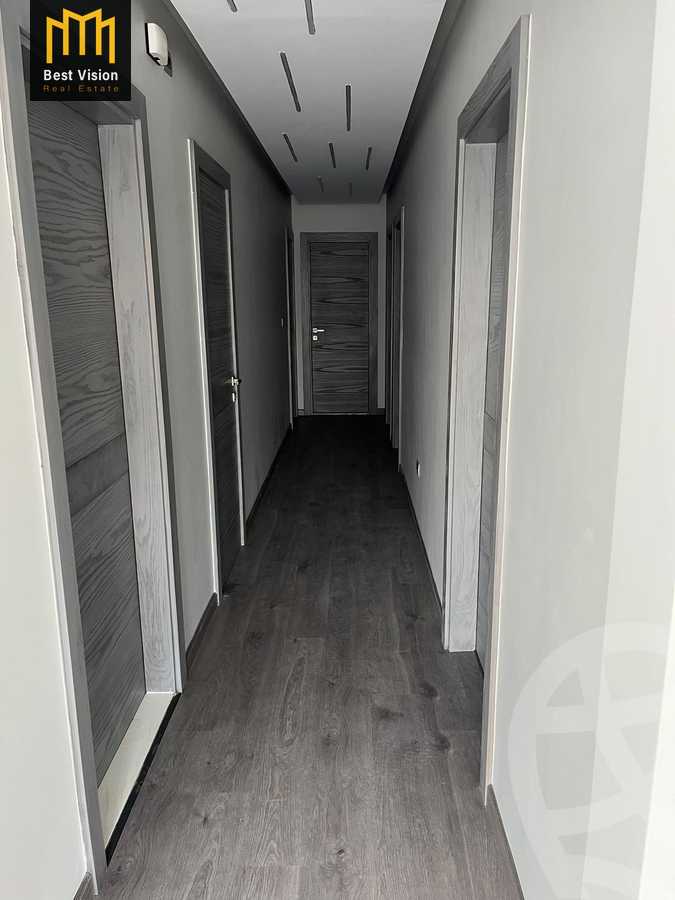 https://aqarmap.com.eg/ar/listing/3689265-for-rent-cairo-new-cairo-compounds-lakeview-residence