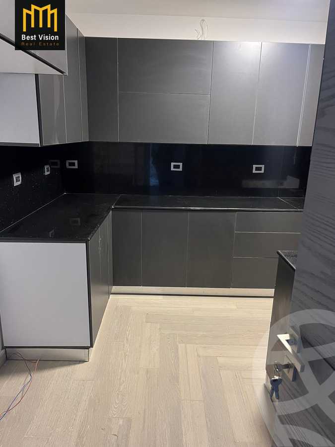 https://aqarmap.com.eg/ar/listing/3689265-for-rent-cairo-new-cairo-compounds-lakeview-residence