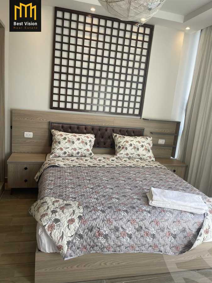 https://aqarmap.com.eg/ar/listing/3712785-for-rent-cairo-new-cairo-compounds-lakeview-residence
