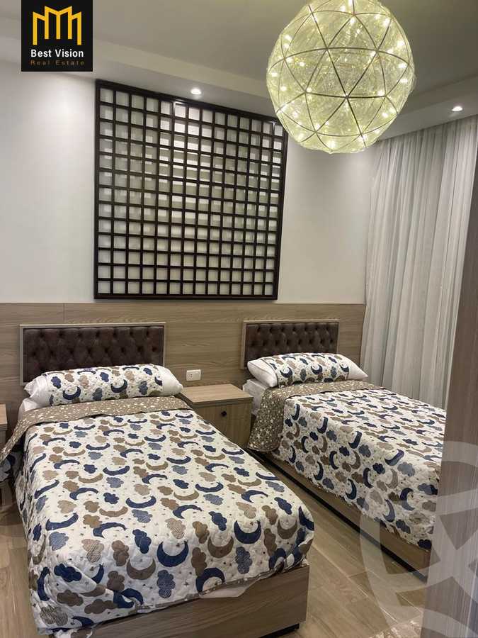 https://aqarmap.com.eg/ar/listing/3712785-for-rent-cairo-new-cairo-compounds-lakeview-residence