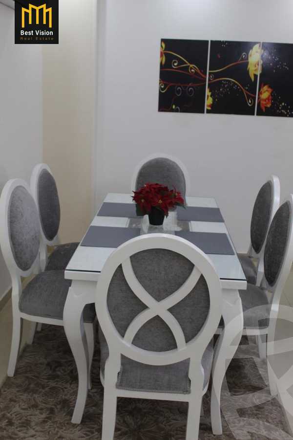 https://aqarmap.com.eg/ar/listing/3853507-for-rent-cairo-new-cairo-compounds-midtown