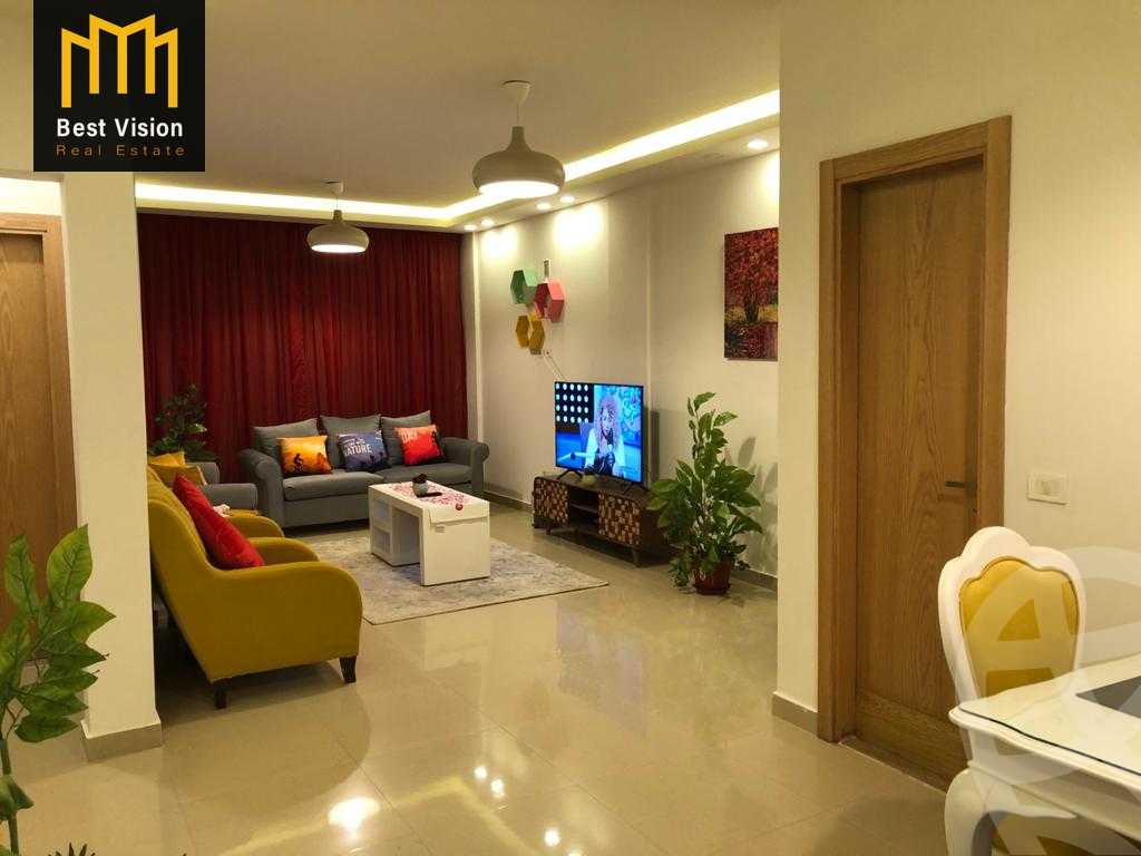 https://aqarmap.com.eg/ar/listing/3853544-for-rent-cairo-new-cairo-compounds-midtown