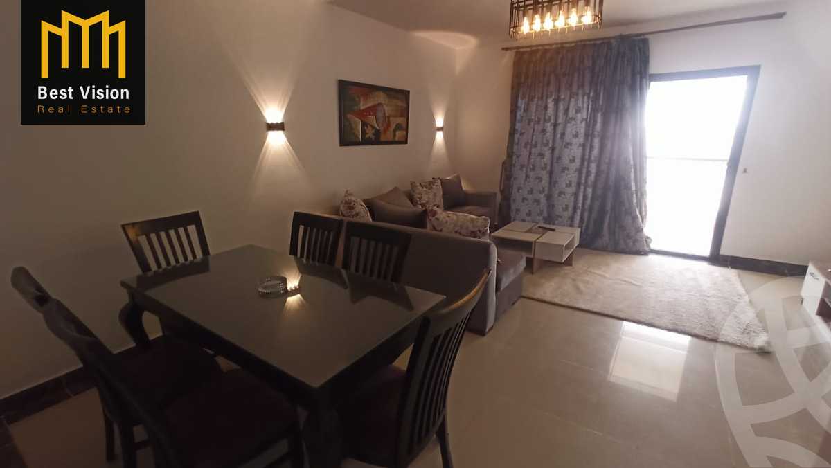https://aqarmap.com.eg/ar/listing/3870784-for-rent-cairo-new-cairo-compounds-nyoum-nyw-kyrw