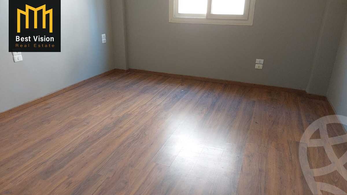 https://aqarmap.com.eg/ar/listing/3911914-for-rent-cairo-new-cairo-ltjm-lkhms-el-ahyaa-fifth-neighborhood-street-10