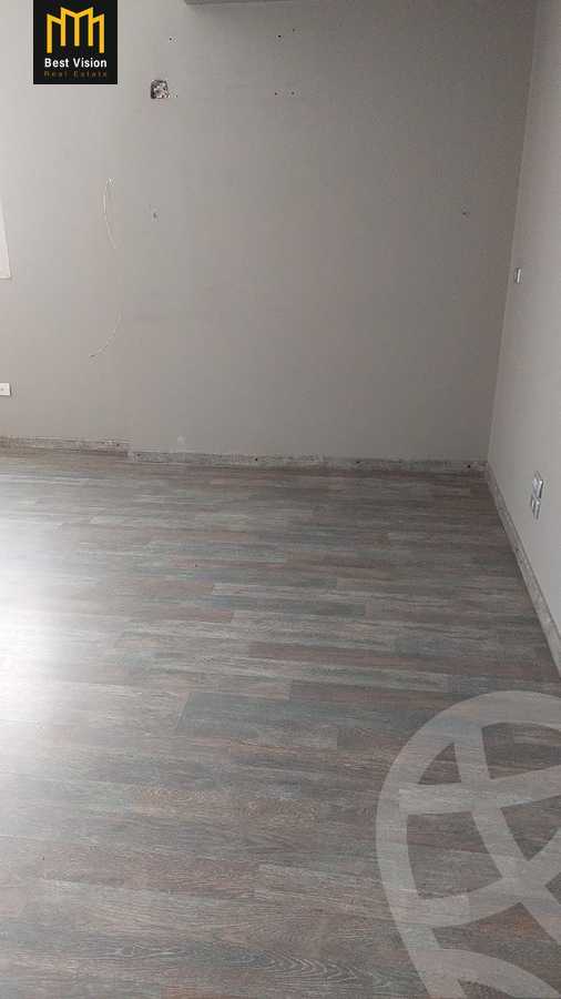 https://aqarmap.com.eg/ar/listing/3911914-for-rent-cairo-new-cairo-ltjm-lkhms-el-ahyaa-fifth-neighborhood-street-10